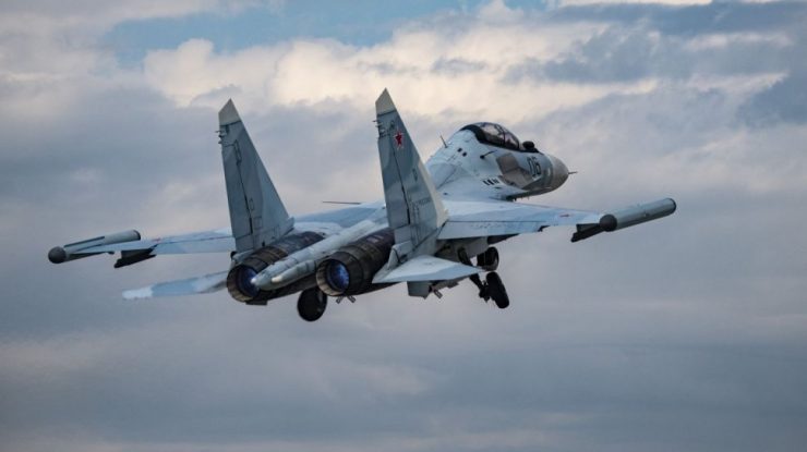 Un avion polonez a fost interceptat de o aeronavă de vânătoare al Rusiei în apropierea spațiului aerian al României. Ce a transmis MApN