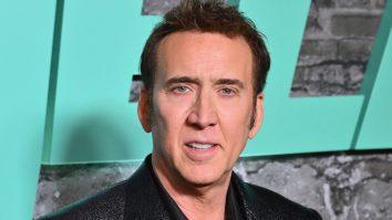 Nicolas Cage spune că cea mai veche amintire a sa este din pântecele mamei sale: „Nu știu dacă este real sau nu”