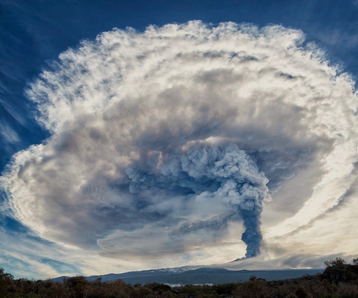 VIDEO. Vulcanul Etna a erupt. Traficul aerian a fost restricționat