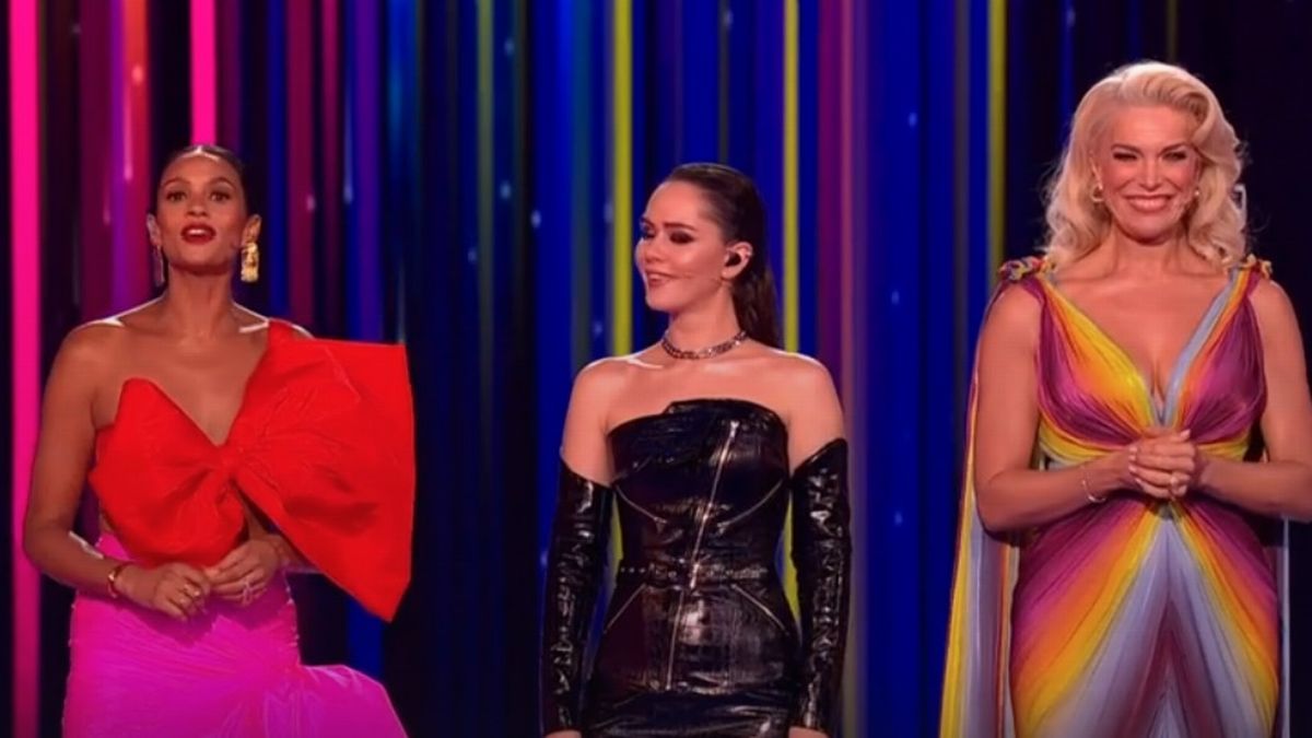 Telespectatorii Eurovision declară că Hannah Waddingham „a furat spectacolul” cu vocea ireală. Care au fost reacțiile fanilor pe rețelele sociale