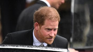 Prințul Harry s-a întors în California pentru aniversarea întârziată a lui Archie. Cu ce avion a zburat ducele