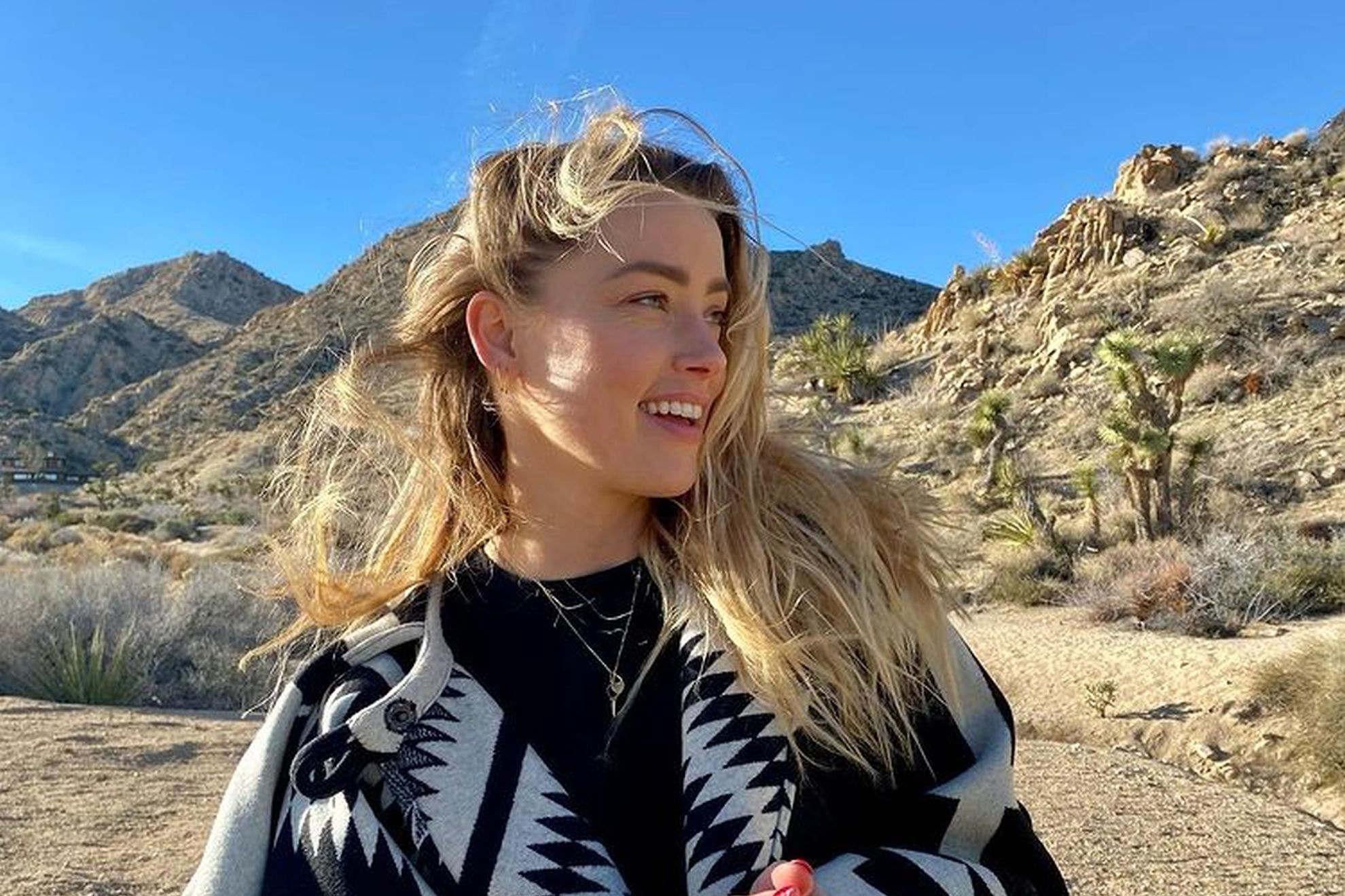 FOTO. Amber Heard ar fi renunțat la Hollywood și s-a mutat la Madrid cu fiica ei, Oonagh