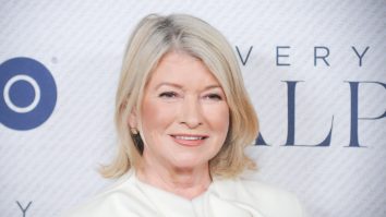 FOTO. Martha Stewart, cea mai în vârstă femeie din toate timpurile de pe coperta Sports Illustrated. Ce alte personalități mai apar în revistă?