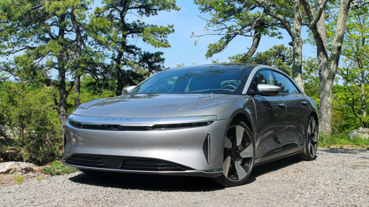 FOTO. Cum arată interiorul unei mașini de 180.000 de dolari? Lucid Air este noul rival de lux al Tesla