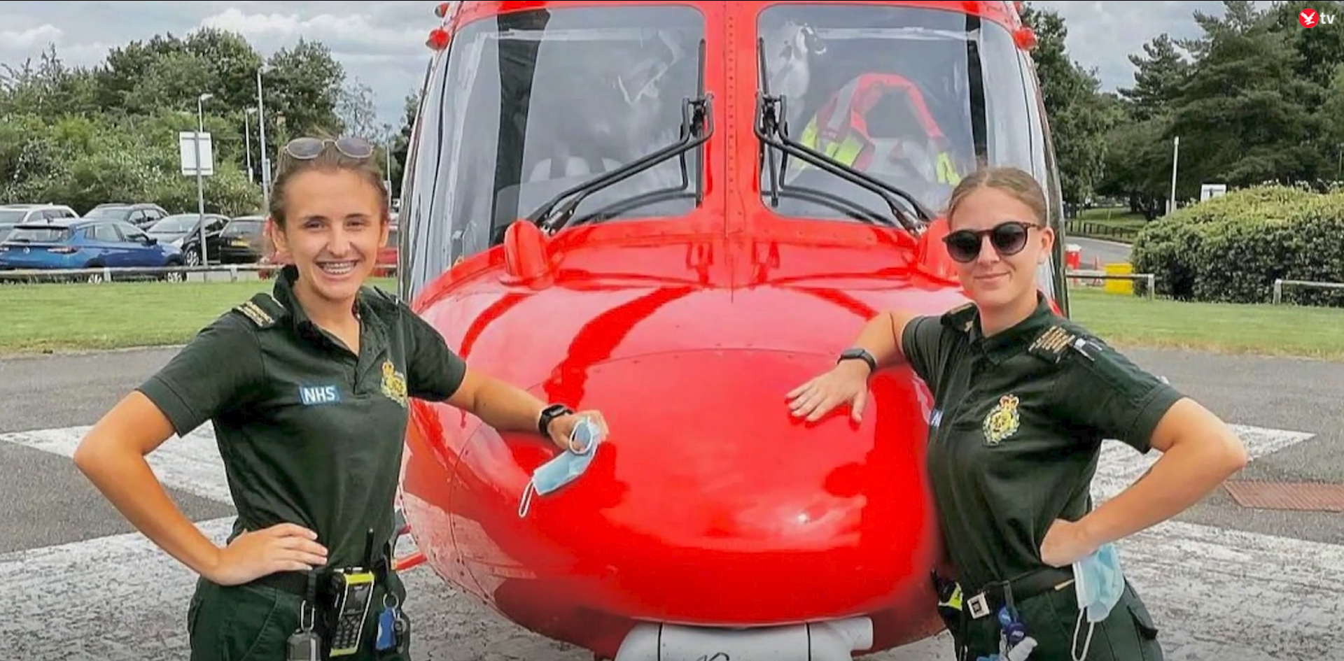 Lucrători ai serviciului de ambulanță au renunțat la locurile de muncă pentru OnlyFans. Cât câștigă pe oră?