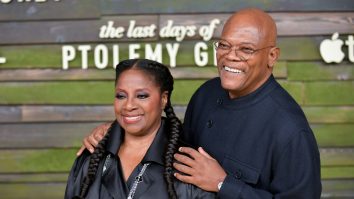 Samuel L Jackson recunoaște că el și soția lui au versiuni diferite despre momentul în care a cerut-o în căsătorie