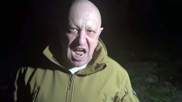 VIDEO. Evgheni Prigojin amenință că își va retrage trupele din Bahmut: „Voluntarii mor pentru ca voi să vă îngrășați în birourile voastre de mahon”