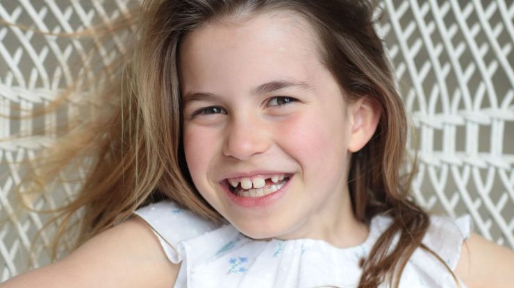 O nouă imagine cu prințesa Charlotte a fost publicată cu ocazia împlinirii a opt ani. Unde a fost făcută fotografia