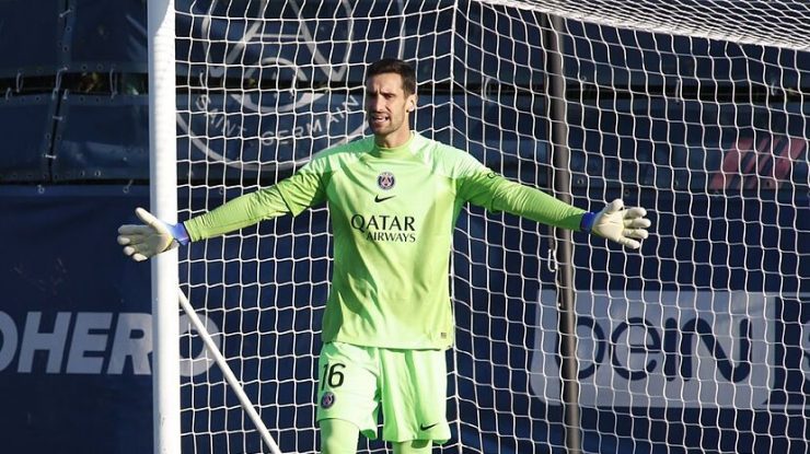 Portarul lui PSG, Sergio Rico, grav rănit, după ce a căzut de pe cal. Starea sportivului