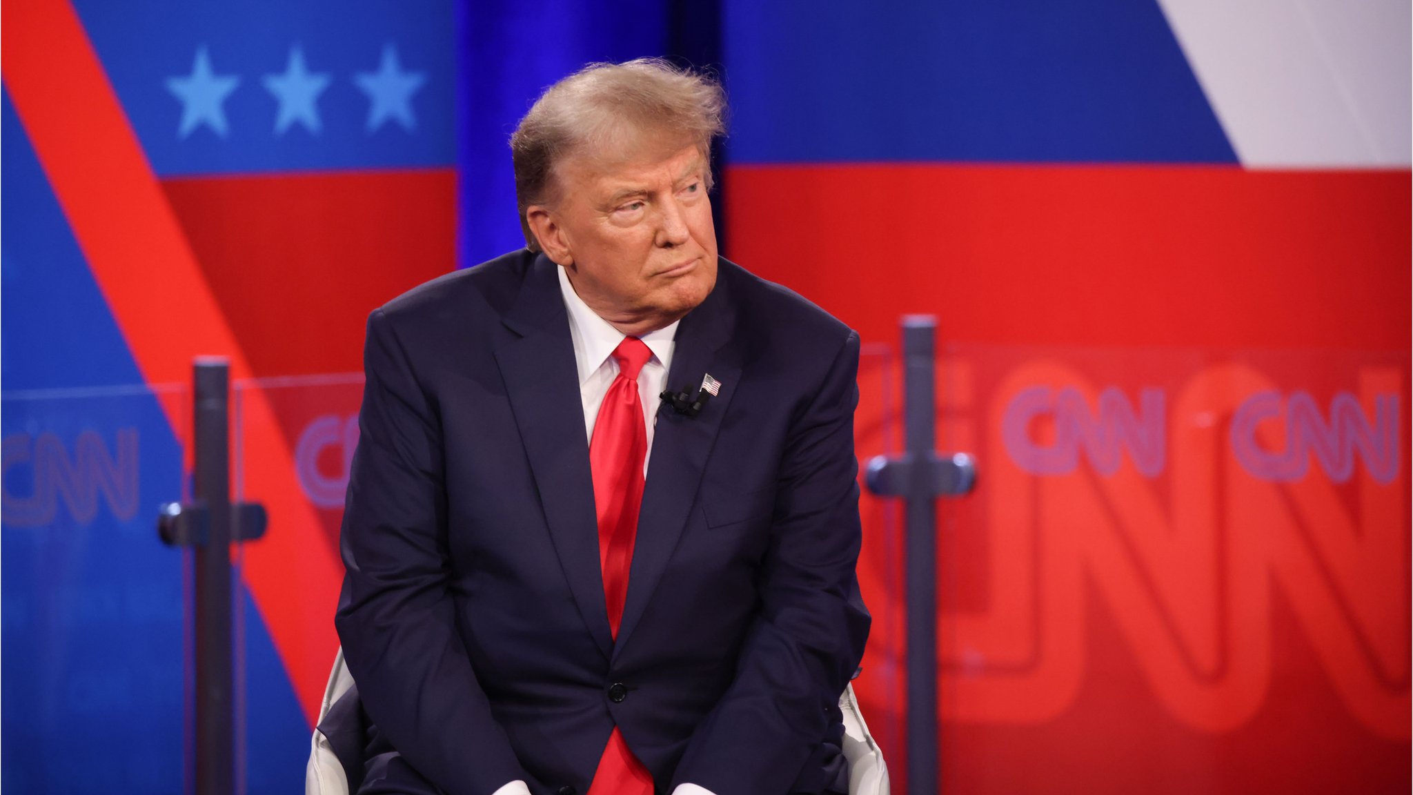 Donald Trump se declară uimit că angajații CNN au fost „traumatizați” de faptul că a apărut la postul lor de televiziune timp de 70 de minute