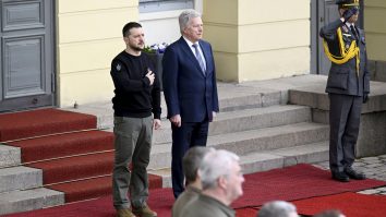 VIDEO. Volodimir Zelenski se află în vizită oficială în Finlanda pentru a se întâlni cu liderii nordici: Anul acesta va fi „decisiv pentru victorie”. Președintele declară că „nu l-a atacat pe Putin”