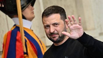 Volodimir Zelenski se află la Berlin. Președintele ucrainean se va întâlni cu liderii germani pentru a discuta despre livrările de arme