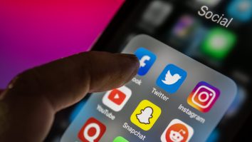 Noua platformă socială care rivalizează cu Twitter. A fost creată de foștii angajați ai lui Elon Musk