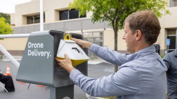 FOTO. Wing îți aduce comanda cu drona. Ce promite noua tehnologie Alphabet