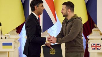 Marea Britanie va aloca 20 de milioane de dolari pentru a consolida securitatea cibernetică a Ucrainei