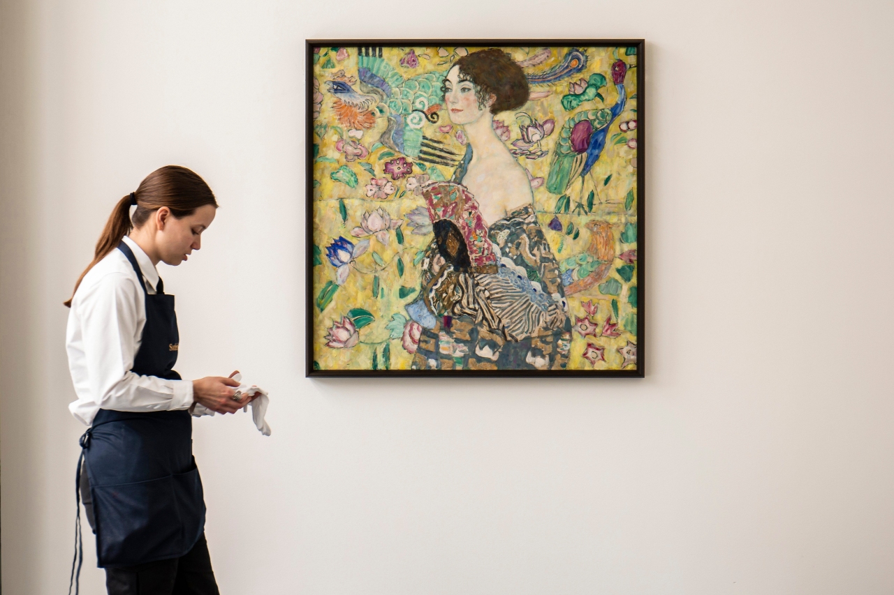 Cel mai scump tablou din Europa: „Doamna cu evantai” de Gustav Klimt. La ce sumă a fost evaluată pictura