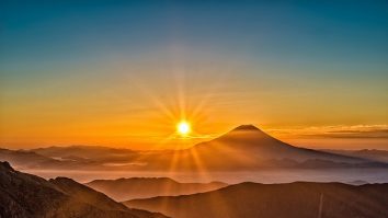 Muntele Fuji, victimă a aglomerației turistice. Numărul vizitatorilor s-a triplat în ultimul an