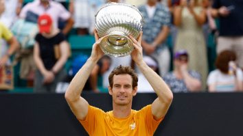 Andy Murray a avut parte de o surpriză în timpul meciului. Tenismenul a câștigat titlul ATP Challenger de la Nottingham
