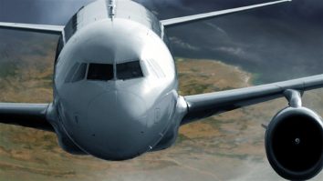 Efectele schimbărilor climatice asupra zborurilor. Durata turbulențelor crește cu 55%