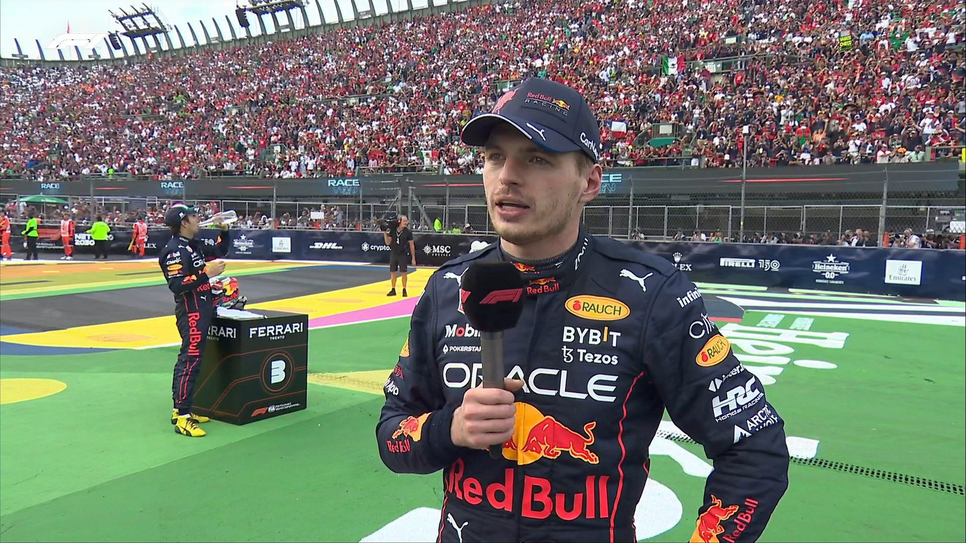 VIDEO. Max Verstappen a avut un succes major la Formula 1. Sportivul a avut 10 victorii consecutive într-un sezon