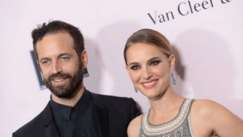 În timp ce Natalie Portman se luptă să salveze căsnicia, soțul acesteia o „înșală cu o tânără de 25 de ani”