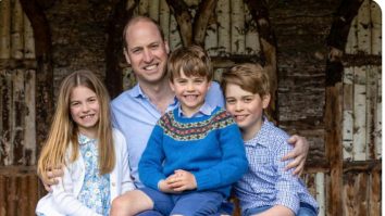 Cum sărbătorește Prințul William Ziua Tatălui. Fotografia oficială în care e cu zâmbetul până la urechi alături de cei trei copii