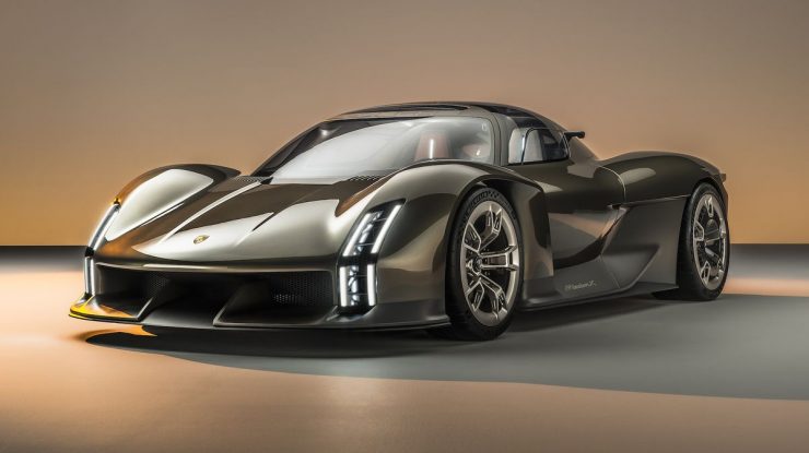FOTO. Porsche intră în cursa mașinilor electrice cu un nou concept de supercar