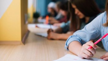 Peste 161.000 de absolvenţi ai clasei a VIII-a s-au înscris pentru Evaluarea Naţională. Prima probă începe luni