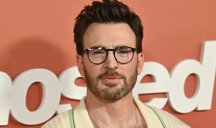 Chris Evans își dezactivează conturile de Twitter și Instagram. Care este motivul