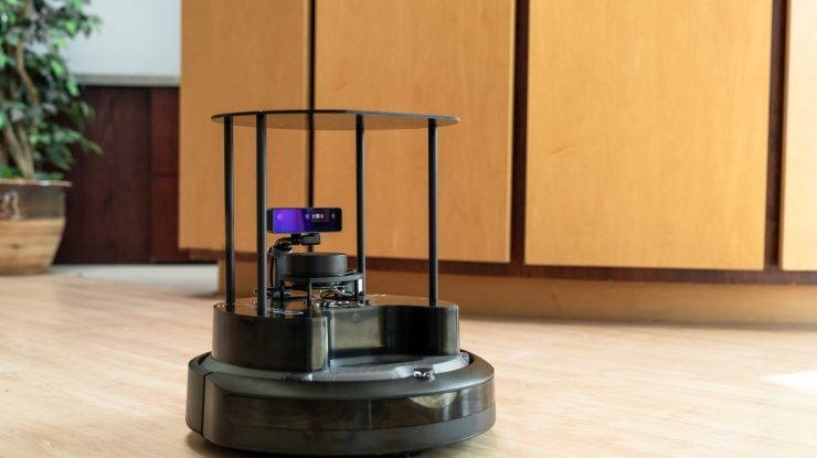 VIDEO. Și roboții pot dezvolta fobii. Cum arată Echo, robotul care poate comunica cu oamenii