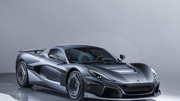 Aston Martin face echipă cu compania americană Lucid pentru a crea mașini electrice ultra-luxoase și de „înaltă performanță”