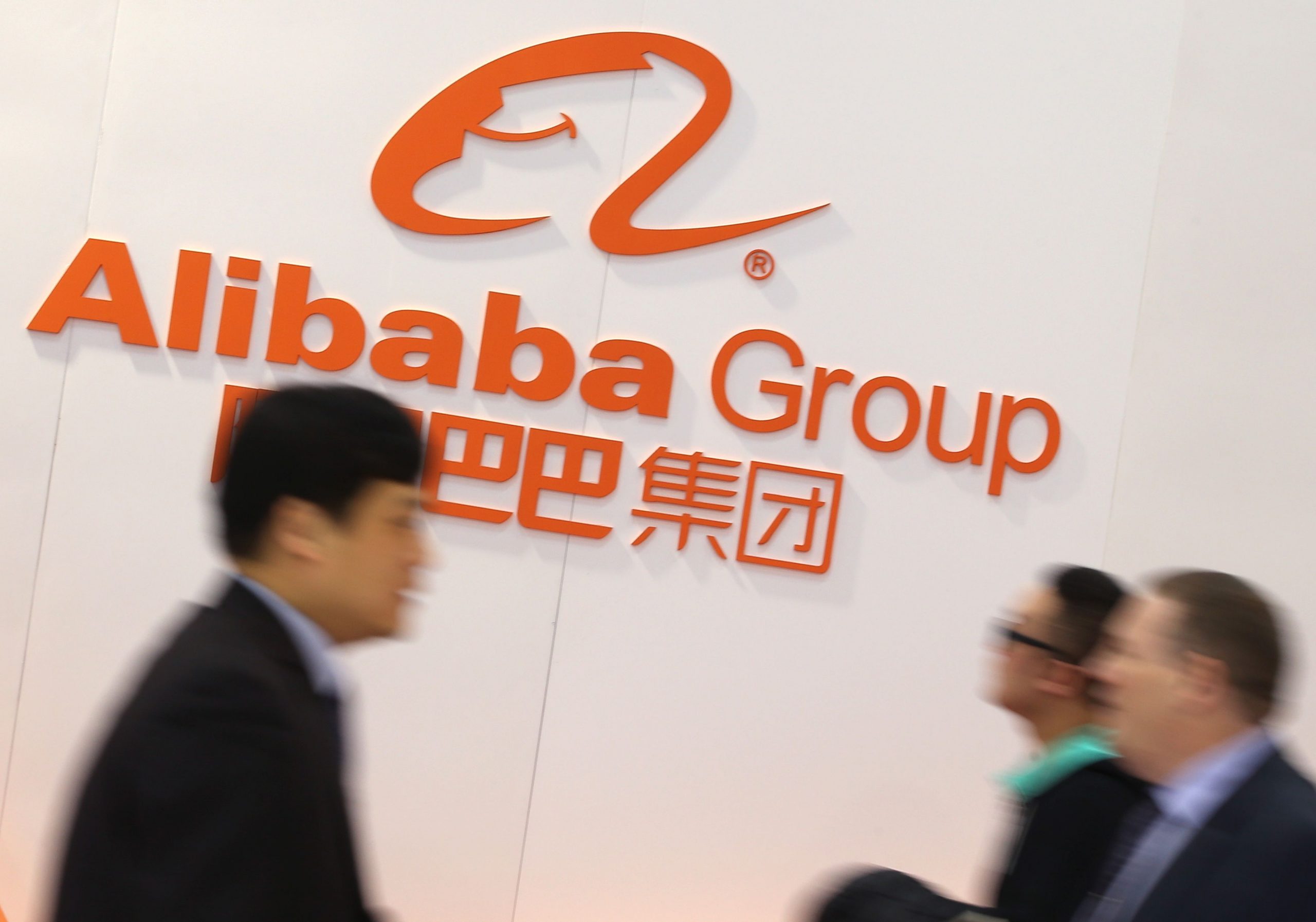 CEO Daniel Zhang va părăsi postul de conducere. Alibaba îl numește pe miliardarul Joseph Tsai ca nou președinte