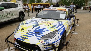 Toyota a făcut prima mașină de curse care folosește hidrogenul lichid