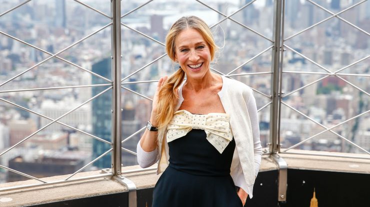 Cinci lecții de stil de la Sarah Jessica Parker: de la pantofi cu toc colorați la fuste maxi