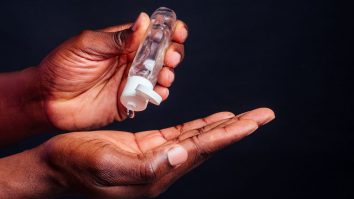 Un studiu explică modul în care masturbarea a ajutat la evoluția umanității