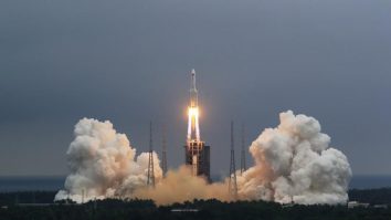 Coreea de Sud continuă demersurile pentru salvarea rachetei eșuate a Coreei de Nord