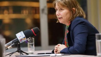 Ambasadoarea SUA, Kathleen Kavalec, apreciază numărul crescut de femei care ocupă funcţii de ministru în Guvernul României