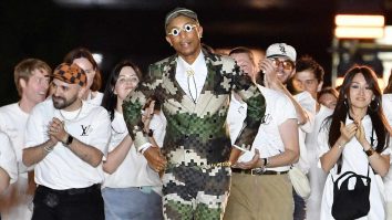VIDEO. Pharrell Williams a debutat la Louis Vuitton. Beyonce, Kim Kardashian și Rihanna, prezente la eveniment
