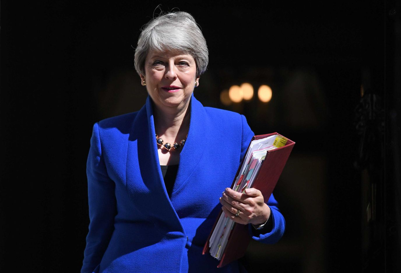 Theresa May îl condamnă pe Boris Johnson că a mințit în fața Parlamentului: „Acționăm atunci când unul din noi a făcut ceva în neregulă”