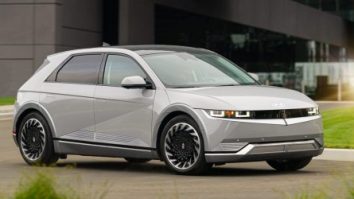 Cuplul care a parcurs 28.000 de km cu o mașină electrică. „Îți trebuie o pregătire adecvată și indicații către stațiile de încărcare”