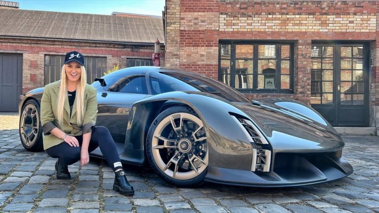 VIDEO. Supercar Blondie prezintă primul hypercar electric dezvoltat de Porsche