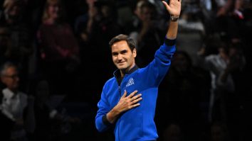 Roger Federer este noua voce pentru Waze. Tenismenul va oferi indicații în trei limbi