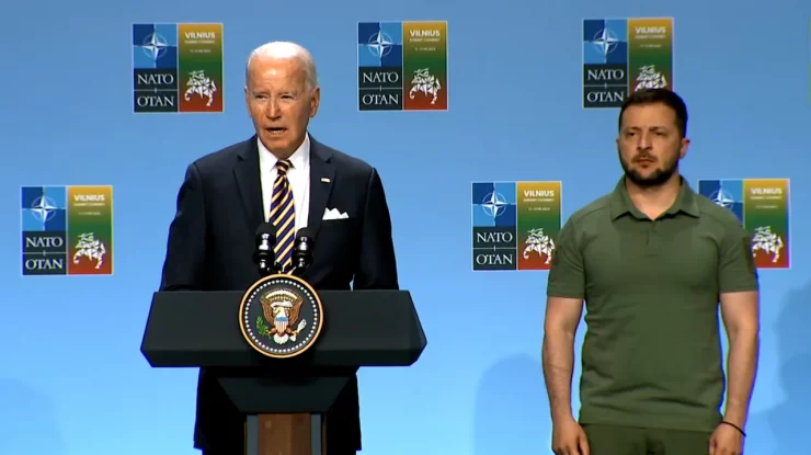 VIDEO. Joe Biden se ține de glume. Cum îi ia peste picior pe jurnaliști