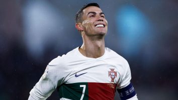 Ronaldo l-a detronat pe Messi. Portughezul devine cel mai bine plătit sportiv în 2023, conform Guinness