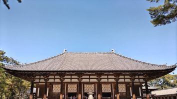 Un templu din secolul al VIII-lea din Japonia a fost vandalizat de un tânăr. Ce pedeapsă riscă adolescentul