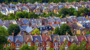 Ce se întâmplă cu piața imobiliară în 2023? Antoanela Comșa: Avem o incertitudine fiscală, o lipsă acută de muncitori și costuri de finațare foarte mari