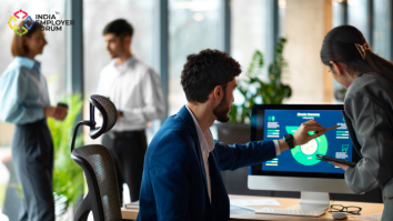 O companie indiană de IT face cursuri de inteligență artificială pentru toți angajații. Suma colosală pe care o investește