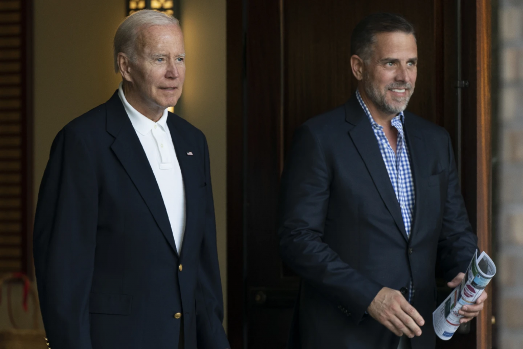 Potrivit unui document publicat de un senator republican, Joe Biden și fiul său sunt acuzați că au primit mită de la o firmă ucraineană