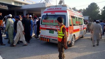 Cel puțin 35 de persoane au murit în Pakistan după o explozie la un miting politic