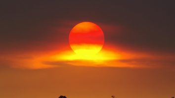 Un val de aer cald se instalează de astăzi în toată țara. Maximele vor ajunge la 36°C în sud și vest